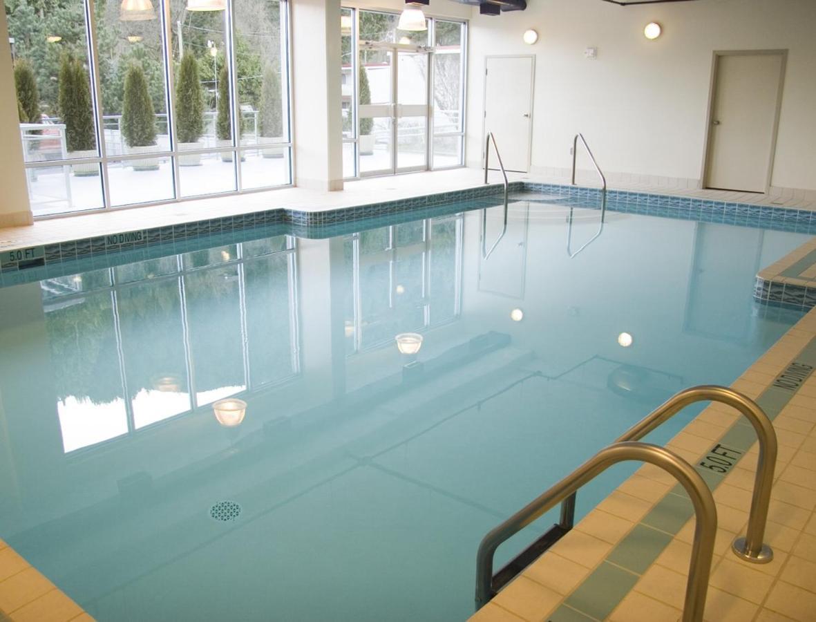 Harrison Beach Hotel Харрисон-Хот-Спрингс Экстерьер фото