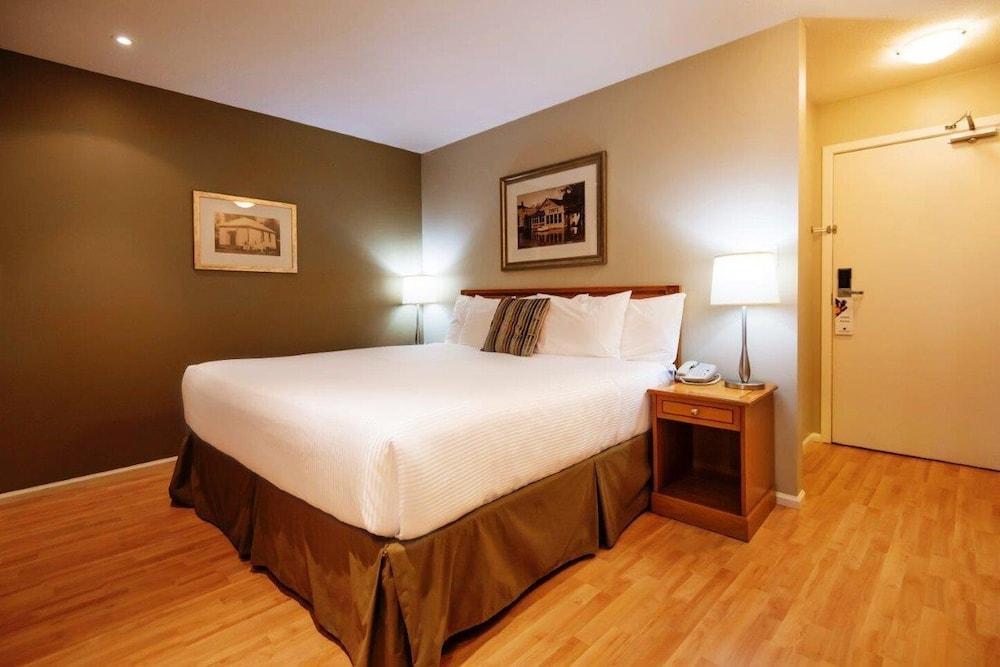 Harrison Beach Hotel Харрисон-Хот-Спрингс Экстерьер фото